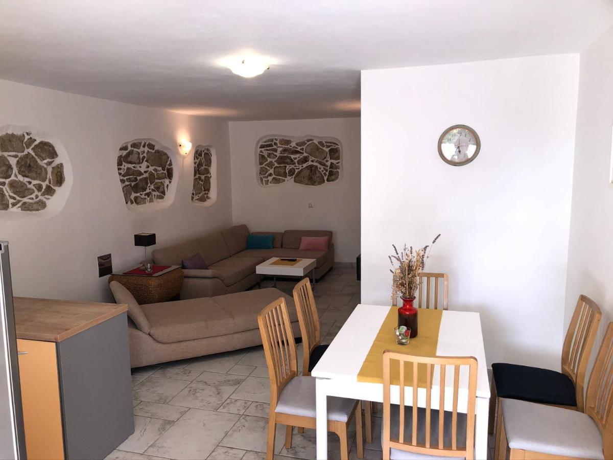 Kampor Apartments Trlika מראה חיצוני תמונה
