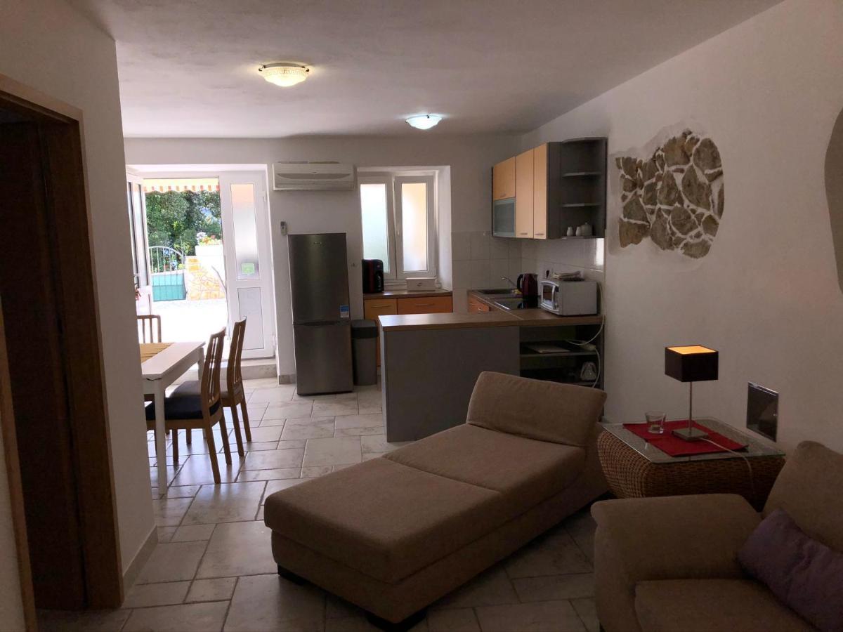 Kampor Apartments Trlika מראה חיצוני תמונה