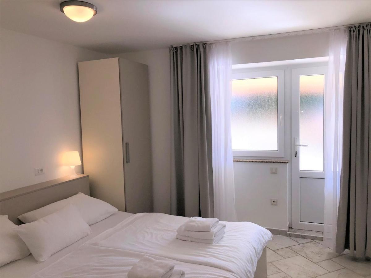 Kampor Apartments Trlika מראה חיצוני תמונה