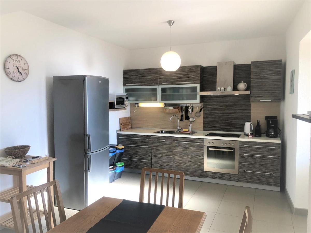 Kampor Apartments Trlika מראה חיצוני תמונה