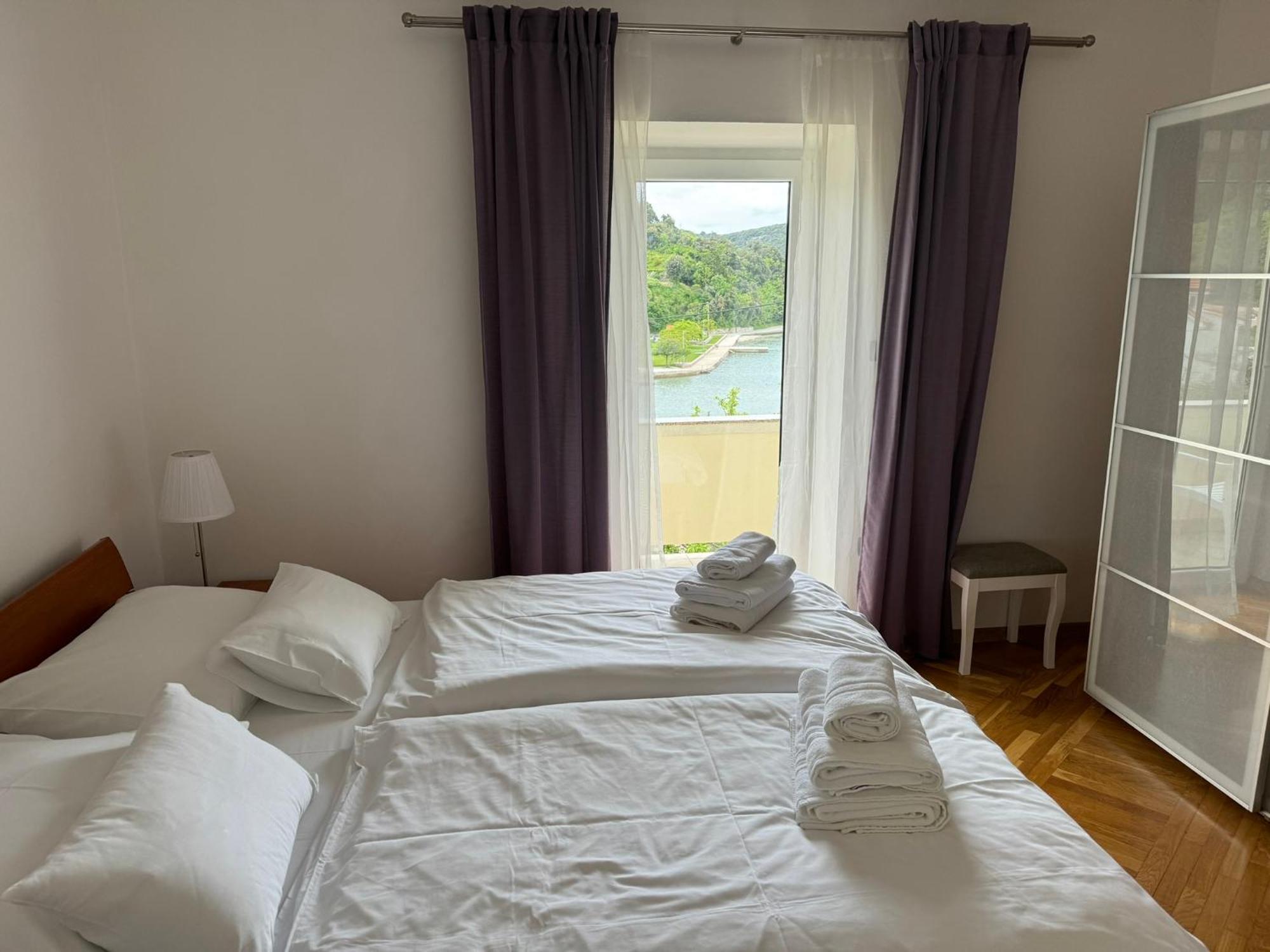 Kampor Apartments Trlika מראה חיצוני תמונה